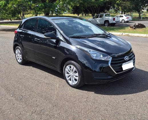HYUNDAI HB20 1.0 COMFORT 12V FLEX 4P MANUAL HYUNDAI HB20 1.0 COMFORT 12V FLEX 4P MANUAL